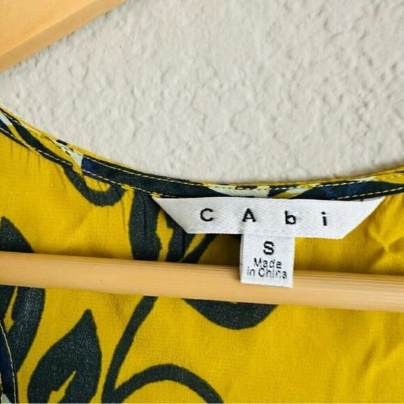 CAbi Style #286 Silk Blend Bali Floral Tank Top Women Small - Picture 7 of 10